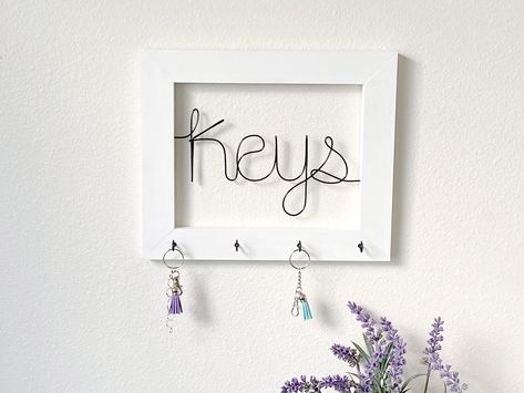 Housewarming Message, Modern Key Holder, Entryway Organizer Wall, Wood Key Holder, Entryway Key Holder, Key Holder For Wall, Entryway Organizer, Entryway Inspiration, Dorm Room Designs