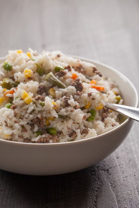 Hamburger And White Rice Recipes, Hamburger Fried Rice, Burger And Rice Recipes, Hamburger And Rice Recipes, Hamburger With Egg, Hamburger Recipes Easy, Hamburger Rice, Jambalaya Rice, Fried Rice Dishes