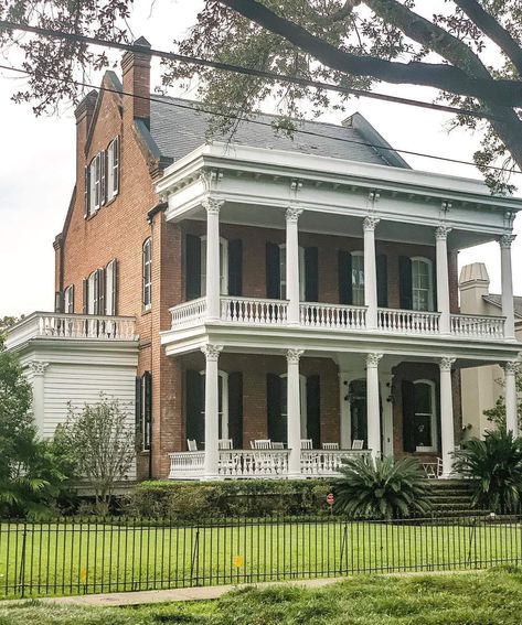 Creole Townhouse Floorplan, Greek Revival Exterior, Creole Townhouse, Barn With Living Quarters, New Orleans Architecture, Greek Revival Home, Southern Architecture, Plan Floor, Commercial And Office Architecture