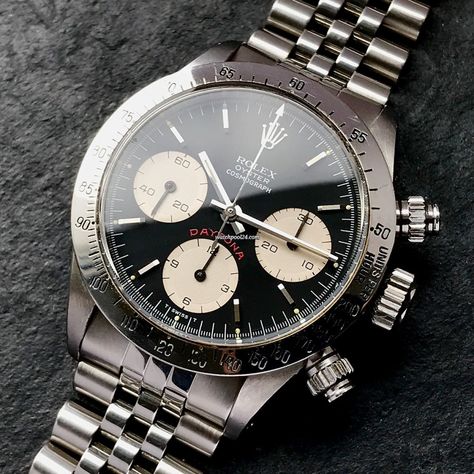 Rolex Daytona 6265 Black Dial - iconic chronograph from 1979 Tom Ford Men, Rolex Models, Vintage Rolex, Hugo Boss Man, Calvin Klein Men, Rolex Daytona, Beautiful Watches, Burberry Men, Audemars Piguet