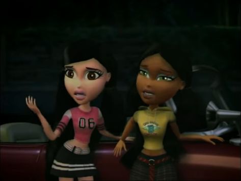 Sasha & Jade Bratz Bratz Dolls Matching Pfp, Jade And Jasmine Bratz, Sasha Bratz Aesthetic Cartoon, Jade And Sasha Bratz, Bratz Matching Pfp For 2, Bratz Matching Icons, Jade Bratz Costume, Sasha And Yasmin Bratz, Jade Bratz Cartoon