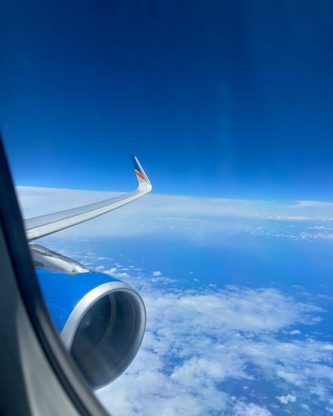 took a trip to the first in flight with the best in flight @allegiant 🤍 #NonstopLife #NorthCarolina safe to say we had fantastic flight traveling to Virginia Beach + the Outer Banks!! @allegiant has nonstop flights out of numerous airports around the country — because they know life is simply better flying non stop. This was my first time flying Allegiant and I couldn’t have been more impressed with our experience. Everyone from check in to on flight was so kind and attentive (bonus points ... First Time Flying, The Outer Banks, Allegiant, In Flight, Virginia Beach, Non Stop, Outer Banks, Check In, Banks