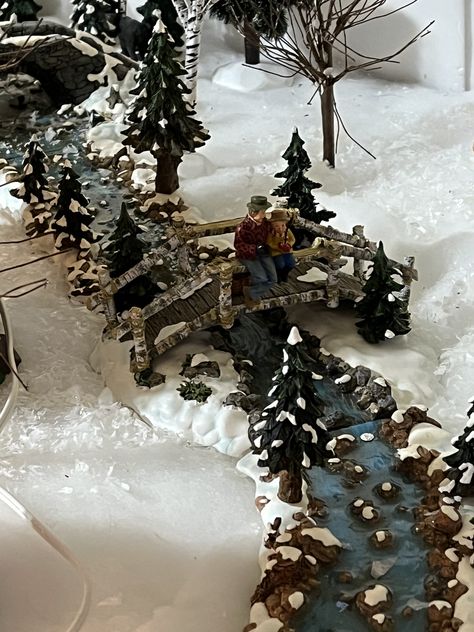 Model Train Winter Scenes, Christmas Village Display With Train, Diy Christmas Village Platform, Lemax Christmas Village Display, Floating Christmas Tree, Christmas Tree Village Display, Village Ideas, Christmas Tree Village, Lemax Christmas Village