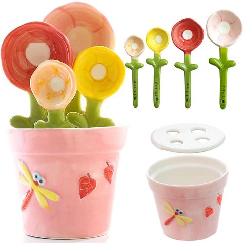 Measuring cups set