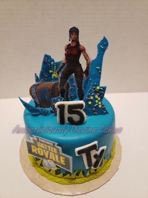 Raider Cake, Raiders Cake, Renegade Raider, Fortnite Cake, Cake 3d, Fortnite Battle Royale, Fortnite Skins, Birthday Stuff, Small Cake