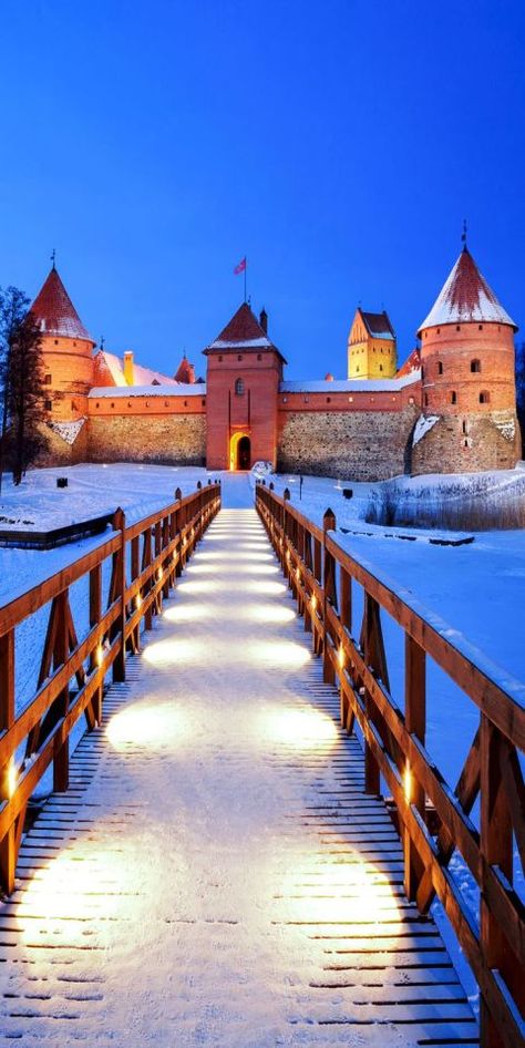 Collected Images Trakai Castle, Island Castle, Lithuania Travel, Chateau Medieval, Vilnius Lithuania, Baltic States, Fairytale Castle, Beautiful Castles, A Castle