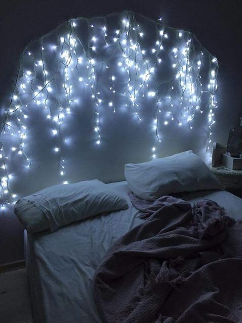 Curtain Over Bed, Organizations Ideas, Aesthetic Paintings, 20 Birthday, Teen Rooms, Beautiful Bedroom Decor, String Lights In The Bedroom, Dear Students, Dorm Inspo