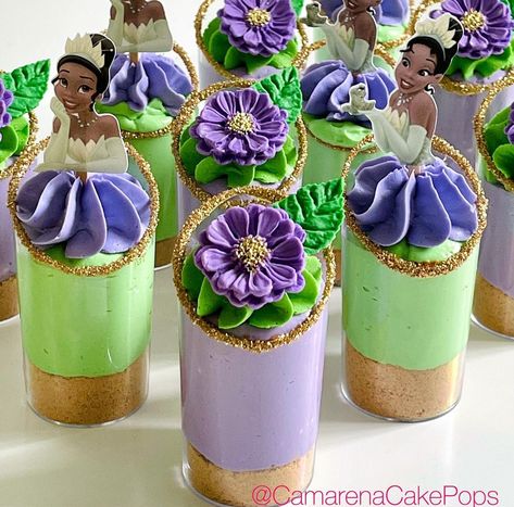 Princess Tiana Party, Princess Tiana Birthday Party, Tiana Birthday Party, Frog Baby Showers, Flower Mold, Princesa Tiana, Disney Princess Tiana, Frog Theme, Birthday Party Treats