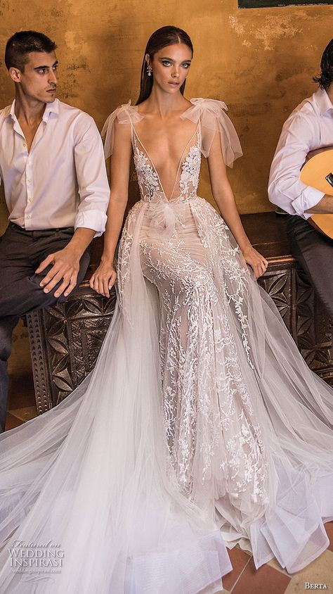 Revealing Wedding Dress, Revealing Wedding Dresses, Seville Wedding, Wedding Dress Reveal, Baju Kahwin, Berta Wedding Dress, Long Train Wedding Dress, Wedding Dresses 2018, V Neck Wedding Dress