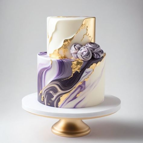 Cow Birthday Cake, Purple Cakes Birthday, Cake Wallpaper, Purple Cake, Gold Birthday Cake, Purple Wedding Cakes, Minnie Cake, Purple Cakes, Elegant Birthday Cakes