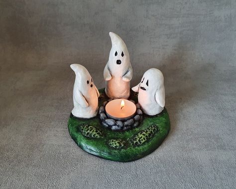 Halloween Clay Candle Holder, Air Dry Halloween Clay Projects, Diy Air Dry Clay Fall, Diy Ghost Candle Holder, Halloween Things To Make Out Of Clay, Air Dry Clay Ghost Tea Light, Air Clay Art Ideas, Clay Ghost Candle Holder, Halloween Air Dry Clay Crafts