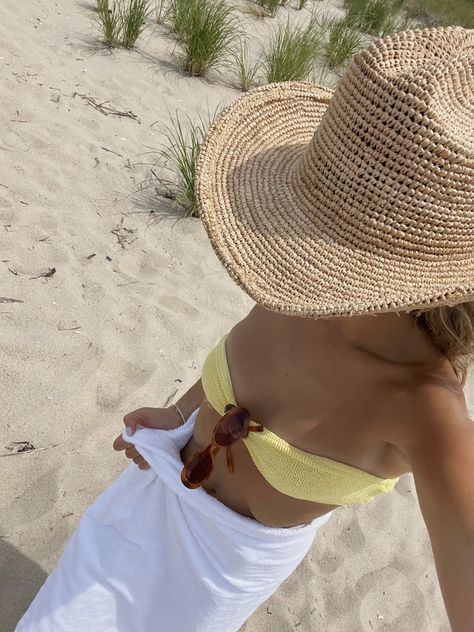 Lack of Color Raffia Cowboy Hat in … curated on LTK Straw Cowboy Hat Beach, Straw Hat Aesthetic, Rafia Hat, Vacation Fits, Hat Aesthetic, Straw Cowboy Hat, Beach Fits, Lack Of Color, Cowboy Hat