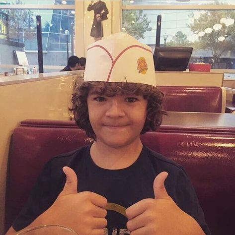 characters; - finn - millie - noah - gaten  - caleb - sadie   C O M P… #fanfiction #Fanfiction #amreading #books #wattpad Johnny Rockets, Gaten Matarazzo, Dustin Henderson, Grover Underwood, Stranger Things Dustin, St Cast, Smol Bean, Stranger Things Kids, Stranger Things Actors