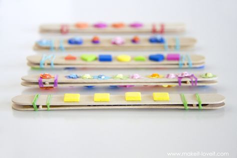 DIY Craft Stick Harmonicas......a fun and quick craft for kids! | via Make It and Love It Diy Moon Sand, Strawberry Crafts, Fabric Spray Paint, Kids Craft Room, Skip To My Lou, Fun Projects For Kids, Craft Kids, Project For Kids, Diy Fan