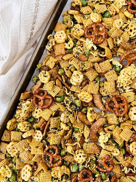 Asian Trail Mix Recipes, Chex Mix Furikake, Hawaii Chex Mix Recipes, Microwave Chex Mix Recipes Original, Best Furikake Chex Mix Hawaii, Homemade Savory Chex Mix Recipe, Hawaiian Trail Mix Recipe, Furikake Chex Mix Recipes Hawaiian, Hawaiian Furikake Chex Mix Recipes