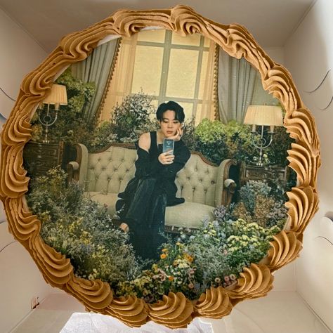 Army Birthday Cakes, Birth Cakes, Bts Cake, 15th Birthday Cakes, Army's Birthday, Artist Cake, Jimin Birthday, Bts Birthdays, Cute Birthday Gift