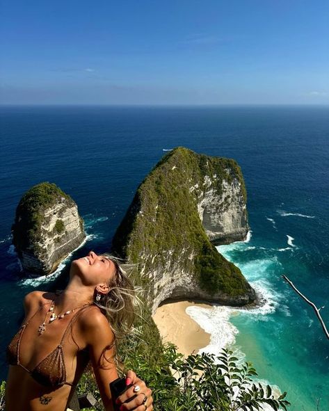 Vacation Aesthetic Picture, Bali Photo Inspiration, Global Aesthetic, Thailand Nature, Bali Photos, Kelingking Beach, Travelling Thailand, Bali Baby, Beautiful Australia