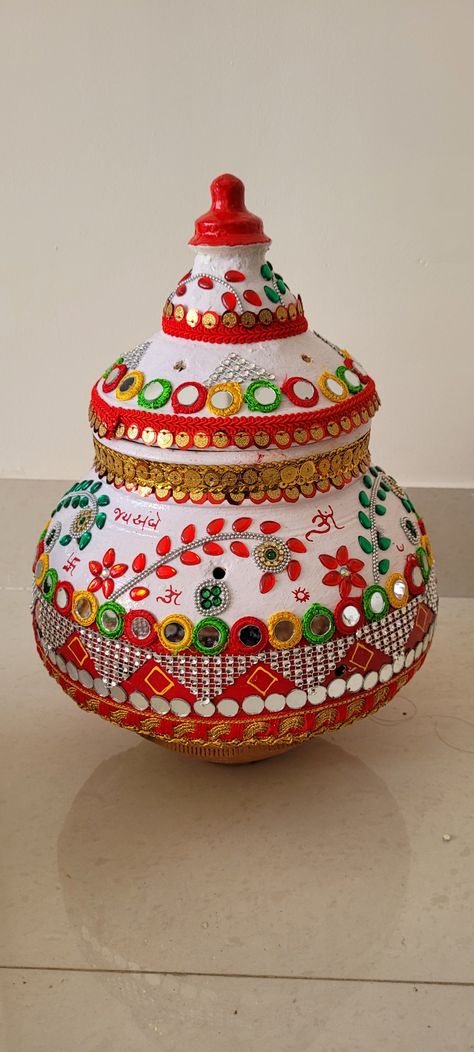 Garbo Decoration Navratri, Garbo Decoration, Garba Decoration, Navratri Decoration, Arti Thali Decoration, Arti Thali, Kalash Decoration, Thali Decoration, Copic Drawings