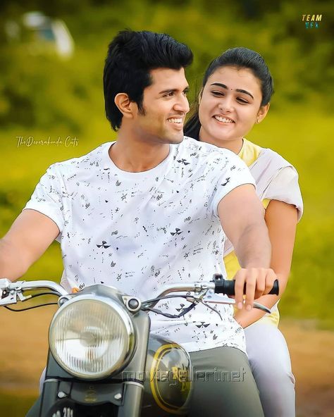 Joe Movie, Arjun Reddy, Indian Food Photography, Actors Illustration, Vijay Deverakonda, Free Green Screen, Romantic Couple Images, Hd Pic, Vijay Devarakonda