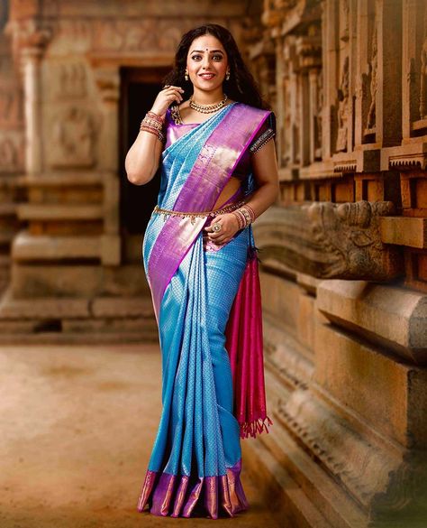 Nithya Menon Saree, Gold Silk Saree, Sarees Pattu, Blue Silk Saree, Kanjivaram Sarees Silk, Silk Sarees Wedding, Silk Sarees Online Shopping, Indian Sari Dress, Wedding Saree Blouse Designs