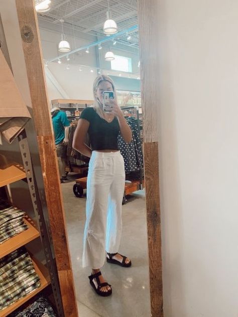 Tevas Outfit, Teva Outfit, Granola Girl Aesthetic Outfits, Granola Girl Outfits, Granola Girl, Edgy Outfits, Dream Style, Summer Fits, Outfits Casuales