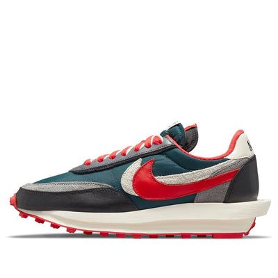 Nike sacai vaporwaffle