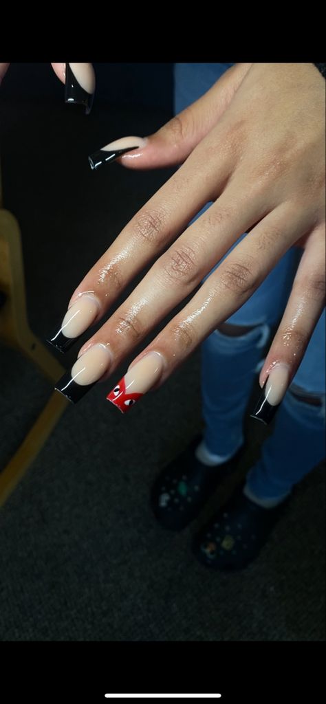 Comme Des Garcons Nails Black, Black Cdg Nails, Black Nail Y2k, Black French Tip Nails With Red Heart, Black French Tip With Red Heart, Spiderman French Tip Nails, Black French Tip With Heart, Y2k French Nails, Black French Tip Nails With Rhinestones