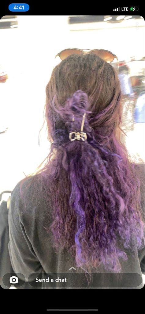 Curly hair style ideas Curly Hair Dyed Underneath, Curly Hair Under Dye, Underdye Hair Curly, Dyed Hair Curly, Dyed Curly Hair Ideas Colour, Purple Hair Aesthetic, Purple Curly Hair, Underdye Hair, Hair Dyed Underneath