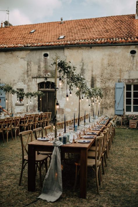 French Countryside Table Setting, Hanging Eucalyptus Wedding, Modern Intimate Wedding, Timeless Country Wedding, A Night In Tuscany Theme, Medditeranean Style Wedding, Wedding In The Countryside, French Country Cottage Wedding, Country French Wedding