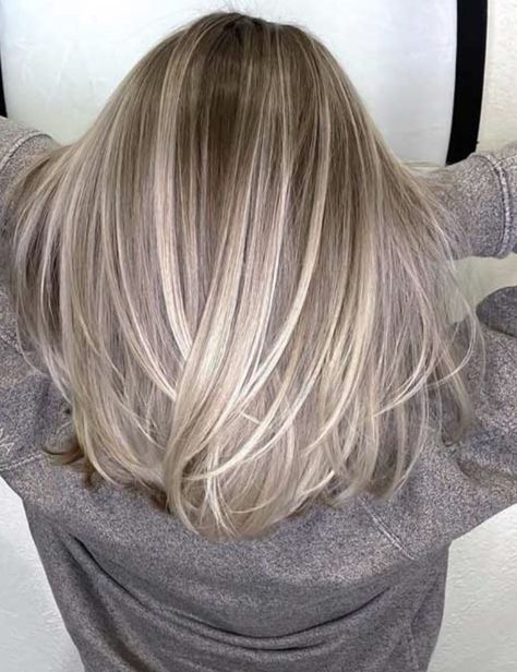 Best Hair Color, Hair Indian, Caramel Highlights, Blending Gray Hair, Ash Blonde Hair, Blonde Hair Looks, Blonde Hair With Highlights, Hair Color Highlights, Hair Shades