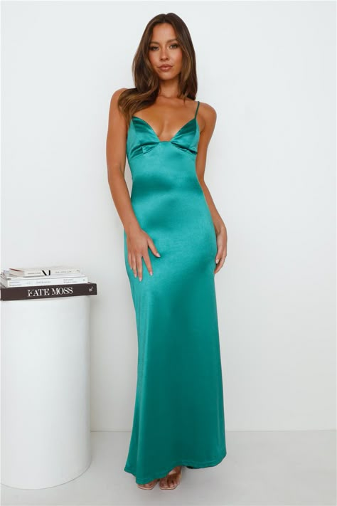 Length from bust to hem of size S: 144cm. Chest 34cm, Waist 29cm, size S. Maxi dress. Semi-lined. Model is a standard XS and is wearing size XS. True to size. Stretch. Satin. Crisscross back. Longer back hem. Zipper. Cold hand wash only. Polyester/Spandex. Enter the room in the Events Of Class Satin Maxi Dress. Featuring a gorgeous crisscross back design and a dreamy silhouette. Style with heels for an extravagant 'fit. Long Bodycon Dress, Shower Dresses, Satin Maxi, Satin Maxi Dress, Long Sleeve Lace Dress, Maxi Dress Green, Stretch Satin, Mini Dresses Summer, Long Sleeve Bodycon Dress