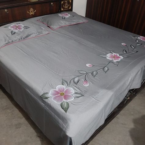 Bedsheets Painting Designs, Bedshit Painting Design, Painting Ideas On Bedsheet, Bed Sheet Painting Design Flower, Fabric Painting On Bedsheet, Bedsheet Painting Designs Bed Sheets, Hand Painted Bedsheets Designs, Bedsheet Painting Designs, Bedsheet Painting