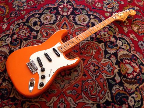 1980 Fender Stratocaster in Capri Orange Fender Guitars Telecaster, Vintage Guitars Acoustic, Fender Guitars Stratocaster, Guitar Images, Fender Strat, Fender Vintage, Guitar Chord Chart, Cool Electric Guitars, Guitar Collection