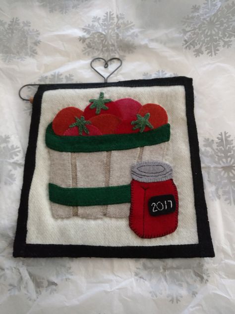 Tomato Applique, Felt Projects, Wool Applique, Felting Projects, Felt, Wool, Clothes