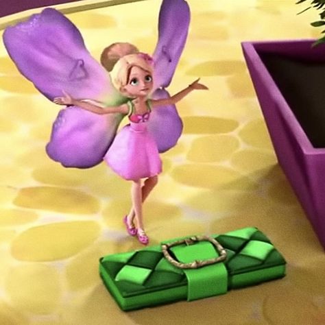 thumbelina Barbie Pfp Icon, Thumbelina Barbie, Barbie Movies List, Barbie Nostalgia, Barbie Fairy, Barbie Fairytopia, Barbie 2000, Barbie Food, Barbie Cartoon