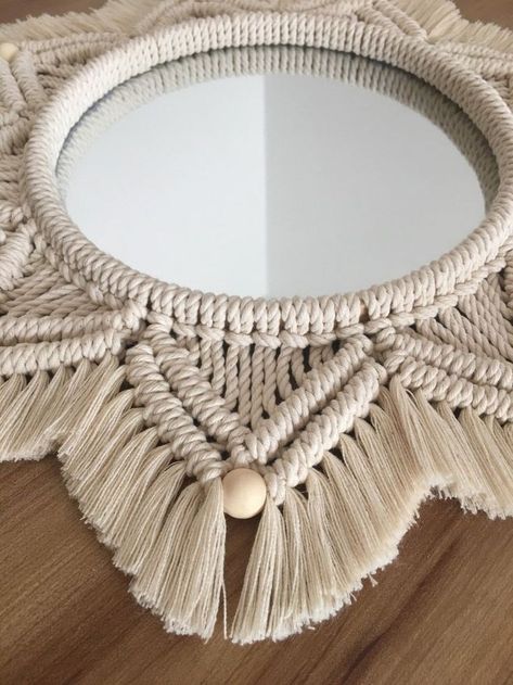 Crochet Mirror, Mirror Macrame, Bohemian Mirror, Art Macramé, Small Macrame Wall Hanging, Macrame Chairs, Pola Macrame, Macrame Headboard, Macrame Mandala