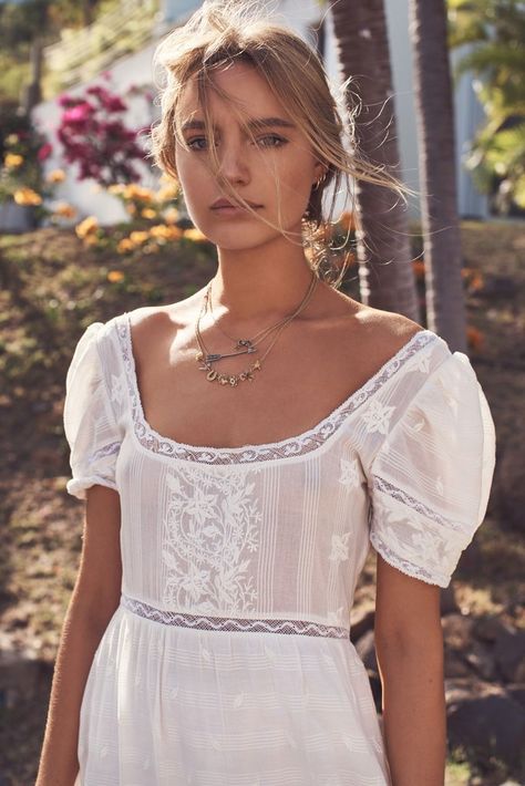 Tres Chic, Maxi Dress With Sleeves, Looks Vintage, Pretty Dresses, Puff Sleeves, Wedding Inspo, Boho Chic, The Dress, Outfit Inspirations