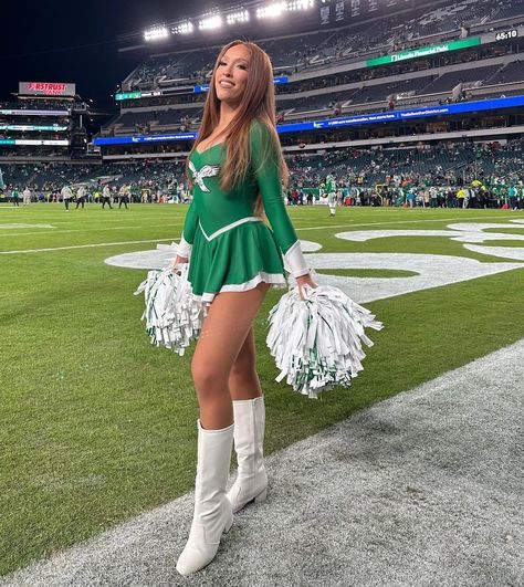 Philadelphia Eagles Wallpaper, Philadelphia Eagles Cheerleaders, Cheer Costumes, Eagles Cheerleaders, Modern Feminism, Cute Cheerleaders, Female Transformation, Cheerleading Outfits, Gogo Boots