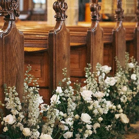 Etiquette on Instagram: "A full aisle of floral meadows, an alternative from pew ends. Creating a statement visual eye-line drawing you to the historic alter. Meadows are super versatile and can be used and moved for many different areas for the wedding.   Captured by @alexwysockiphotography   #churchwedding #weddingflowers #weddingflorist #surreyweddingflowers #weddinginspiration" Pew Florals Wedding, Pew Florals, Pew Wedding Decorations, Pew Ends Wedding, Aisle Meadows, Church Wedding Decorations Aisle, Wedding Church Aisle, Pew Flowers, Wedding Pews