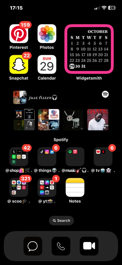 homescreen inspo Homescreen Decor Ideas Iphone, Ways To Set Up Your Iphone Home Screen, Baddie Home Screen, Phone Makeover Ideas, Home Screen Set Up, Baddie Homescreen Layout, Phone Setup Ideas Aesthetic, Phone Set Up Ideas, Phone Inspiration Lockscreen