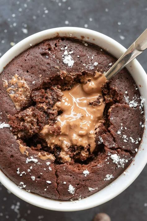 Keto Lava Cake is a delicious molten lava cake made in a mug! 4 ingredients and ready in just 1 minute! Low carb, flourless, and sugar free! Keto Lava Cake, Low Carb Mug Cake, Keto Friendly Fruit, Low Carb Mug Cakes, Keto Mug, Lava Cake Recipes, Cake Calories, Keto Cakes, Keto Chocolate Cake