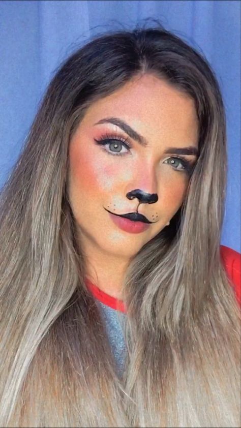 Coelho Halloween, Bunny Makeup, Simple Makeup Tips, Cute Couple Halloween Costumes, Fantasias Halloween, Couple Halloween, Couple Halloween Costumes, Ely, Simple Makeup