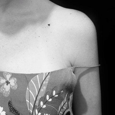 50 Amazingly Small Micro Tattoos That Make a Big Impression | Micro Tattoos A teeny-tiny tattoo can make an outsized impact. Take a look at these stunning micro tattoos. Culture Tattoo Placement Women, Micro Tattoo, Parenting Questions, Tiny Tats, Gem Tattoo, Airplane Tattoos, Small Finger Tattoos, Small Tats, Fire Tattoo