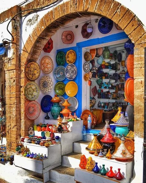 Arabic Market, Bazaar Market, Morocco Market, Moroccan Street, Moroccan Market, Moroccan Aesthetic, Moroccan Slippers, Moroccan Inspiration, Shop Facade