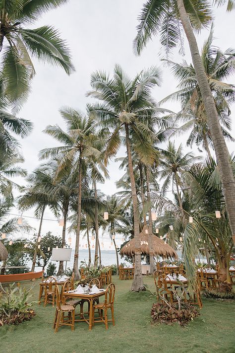 This DIY Island Wedding in Siquijor is So Magical and Unique | https://brideandbreakfast.ph/2018/12/21/magical-diy-siquijor-wedding/ Wedding In The Philippines, Boracay Wedding, Diy Island, Filipiniana Wedding Theme, Tropical Farm, Filipiniana Wedding, Tropical Wedding Bouquets, Tropical Bohemian, Philippine Wedding