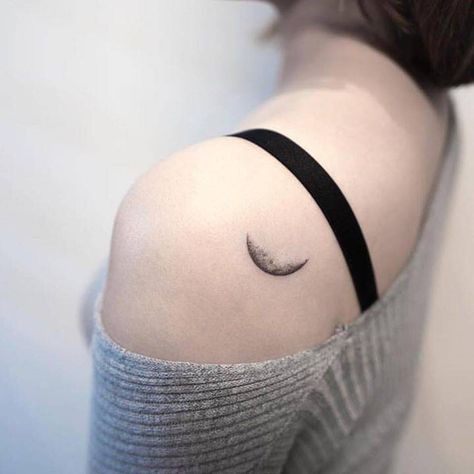 Best Stick And Poke Tattoo Ideas Small Crescent Moon Tattoo, Crescent Moon Tattoo, Stick N Poke Tattoo, Disney Tattoo, Hand Poked Tattoo, Poke Tattoo, Hand Poke, Classy Tattoos, Stick And Poke