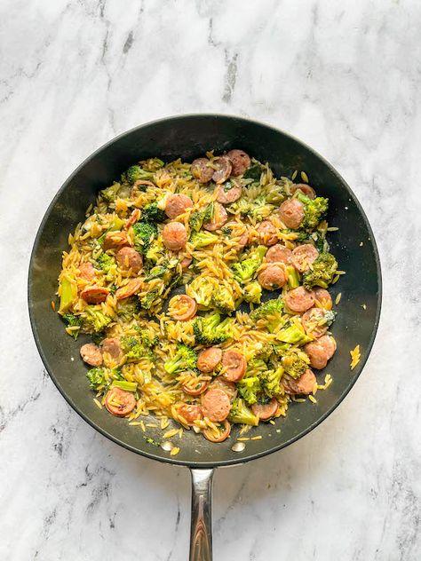 Orzo Meal Prep, Orzo Broccoli, Lemon Garlic Orzo, Broccoli Orzo, Sausage Orzo, Garlic Orzo, Lemon Broccoli, Broccoli Sausage, Broccoli Skillet