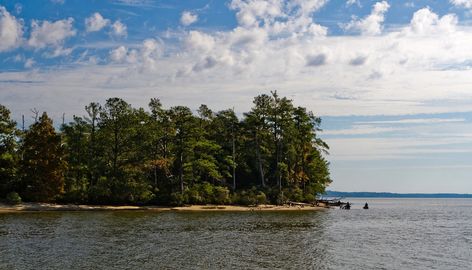 Learn more about this historic preservation win for Virginia's James River, a National Treasure of the National Trust. Human Environment, James River, Army Corps Of Engineers, Historic Preservation, National Treasure, National Trust, National Park Service, Desktop Wallpapers, Historical Sites