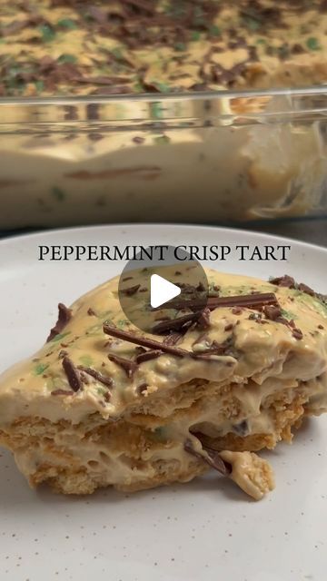 Tennis Biscuits, Easy Iftar Recipes, Peppermint Crisp Tart, South African Desserts, Aesthetic Cooking, Cooking Aesthetic, Peppermint Crisp, Coconut Biscuits, Caramel Treats