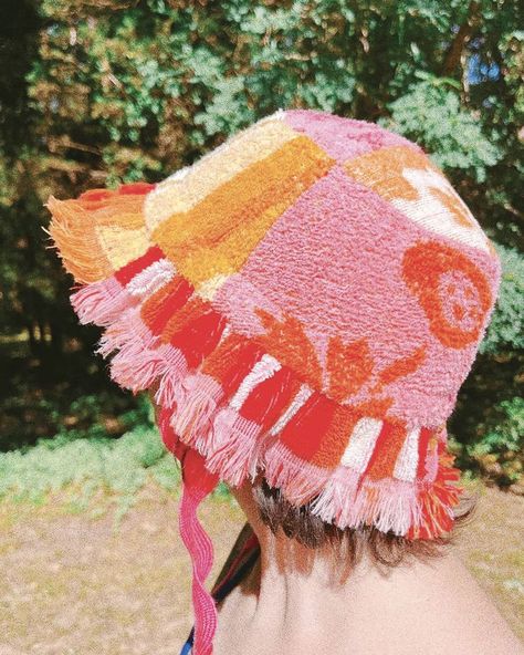 Bucket Hat Diy, Bucket Ideas, Boro Stitching, Diy Towels, Vintage Towels, Terry Towelling, Pixel Crochet, Slow Fashion Movement, Thrift Flip